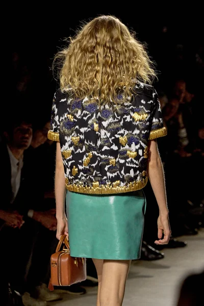 Look 71